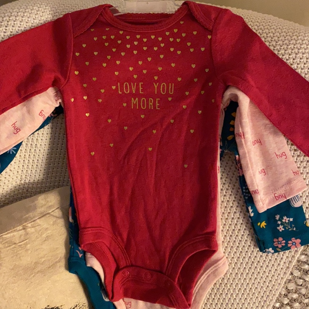 Baby girl Onesies - Picture 3 of 7